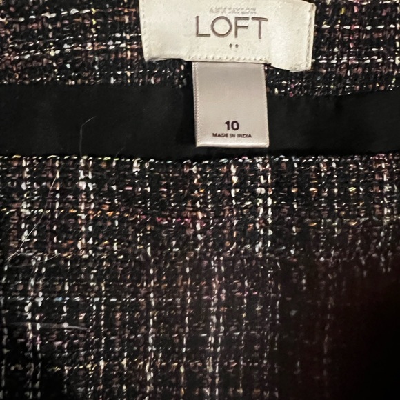 Loft skirt size 10 NWOT. - Picture 2 of 4